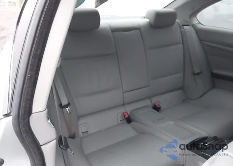 2010 BMW 328I xDrive z USA, uszkodzony, nr VIN WBAWC3C5XAPC88063